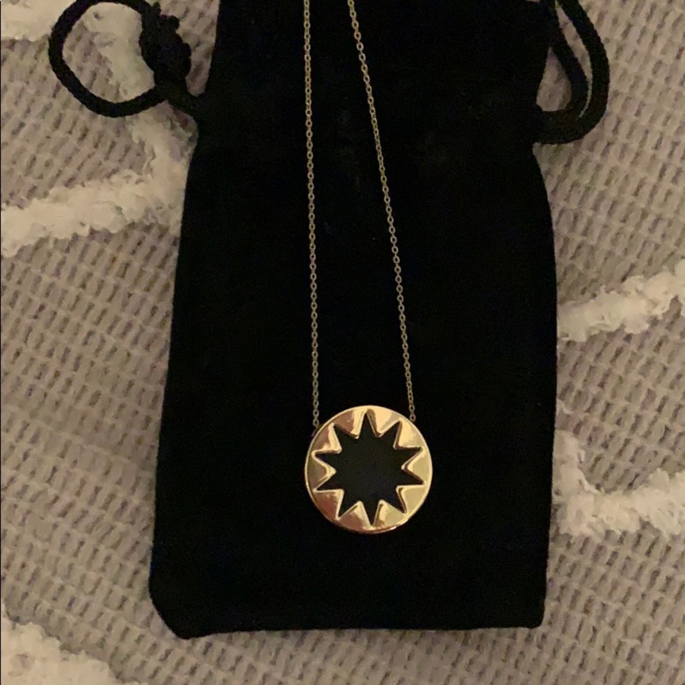 House of Harlow Sunburst necklace